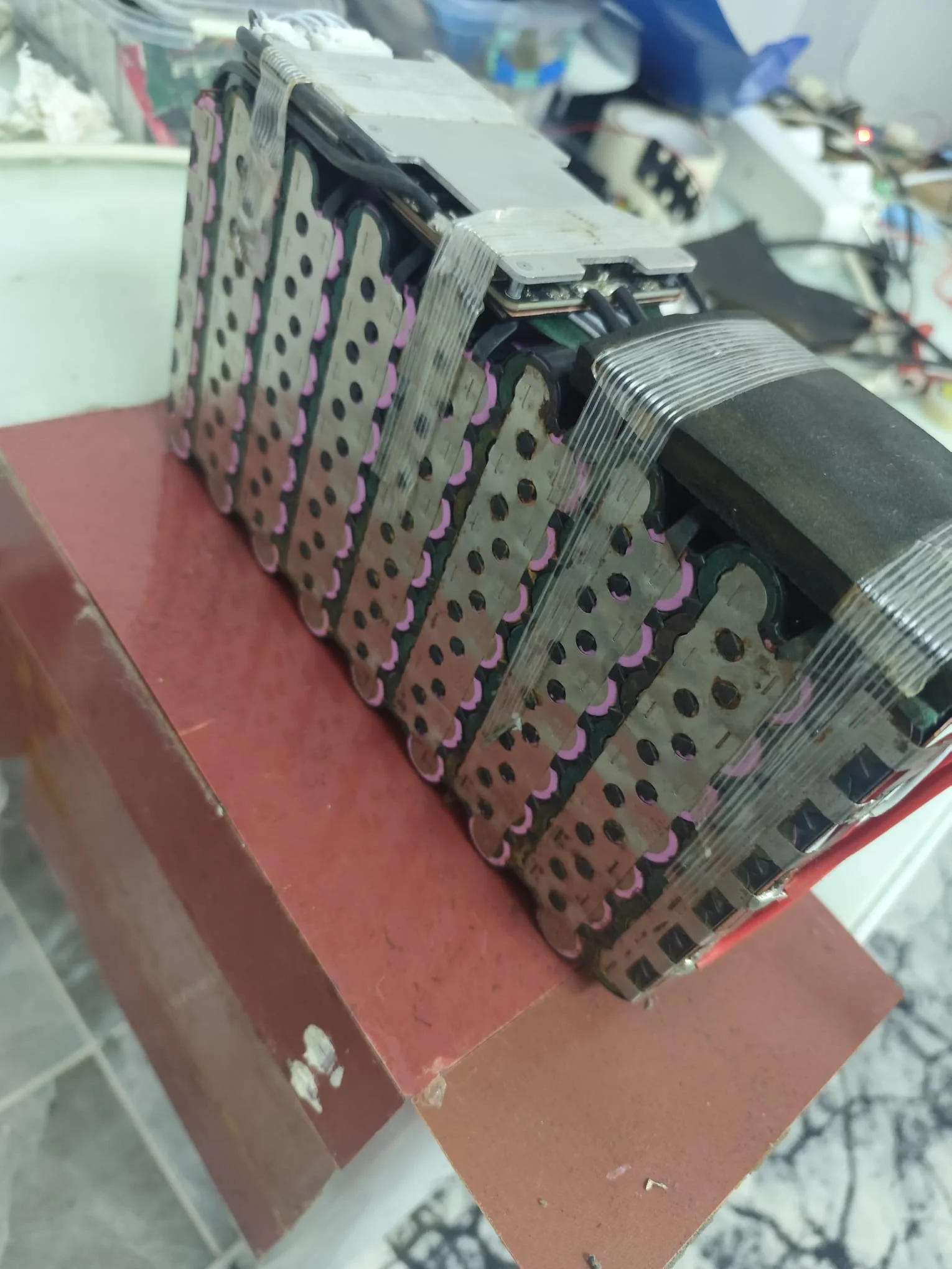 Elektrikli Scooter Batarya Tamiri ve Yenileme - Lityum Batarya Yenileme